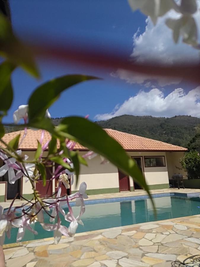 Solar Dos Canarios São Bento do Sapucaí Exterior foto